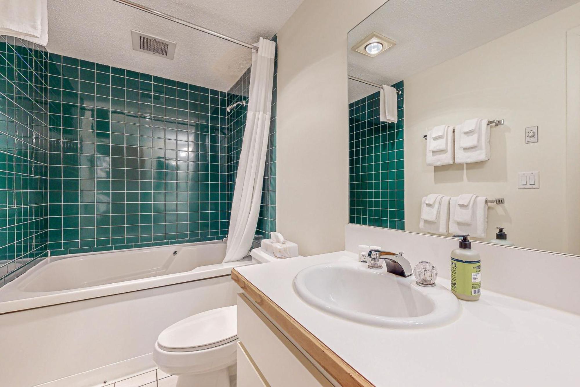 204 Studio At Rivergreen Линкольн Экстерьер фото